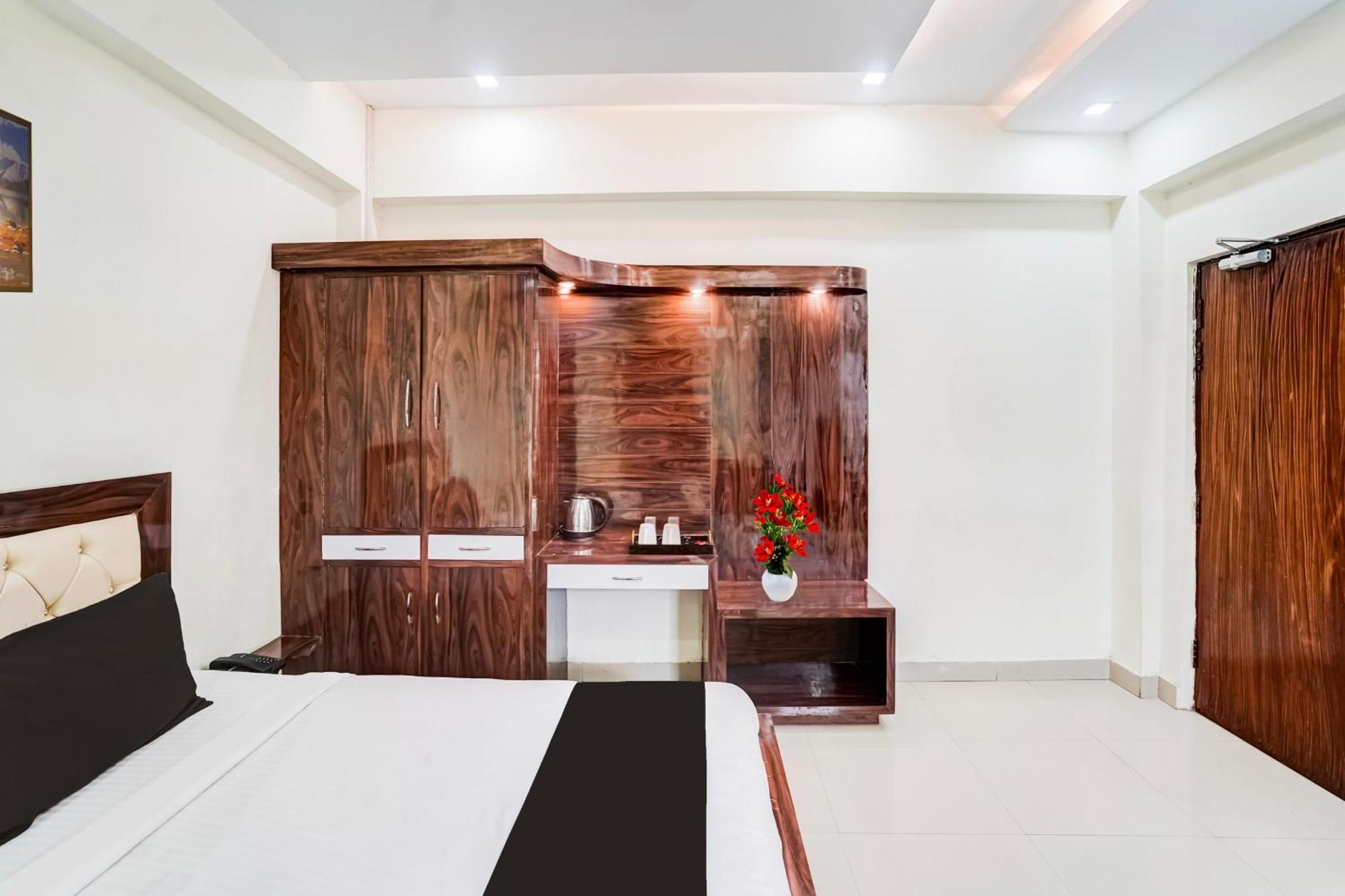 Super Hotel O Sgpgi Bijnaur Екстериор снимка