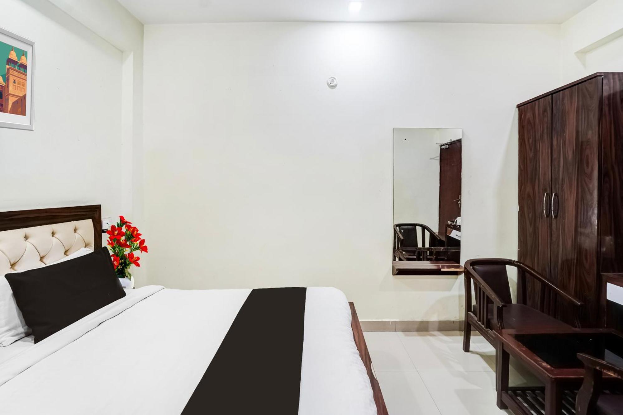 Super Hotel O Sgpgi Bijnaur Екстериор снимка